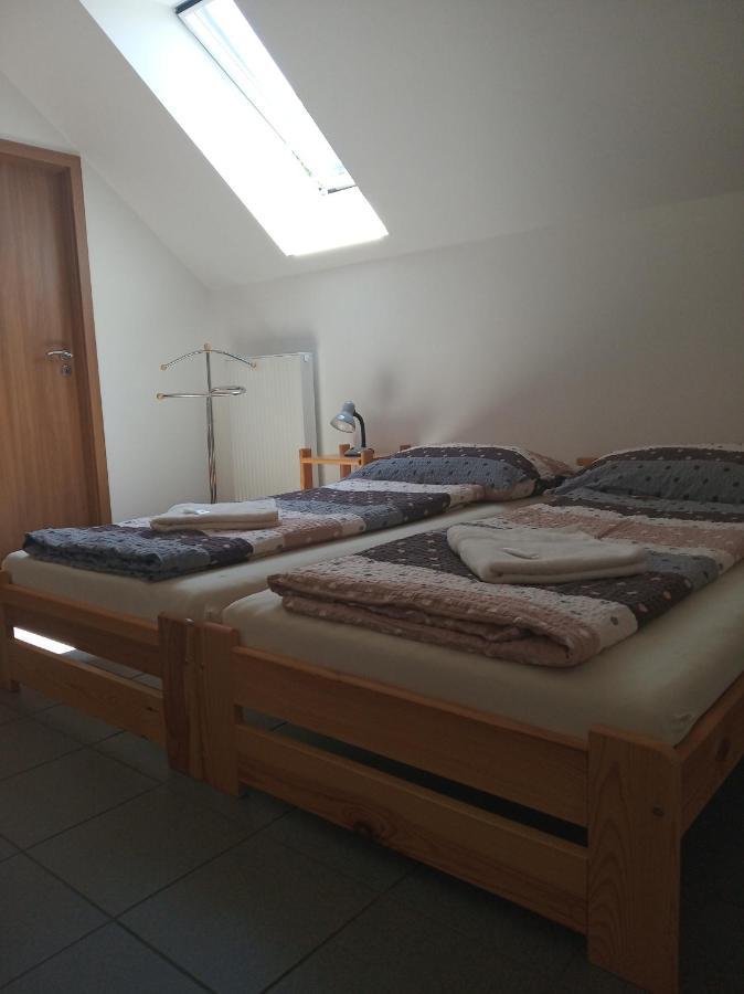 Penzion Na Podlesí ve Zlaté Koruně Zlatá Koruna Exterior foto