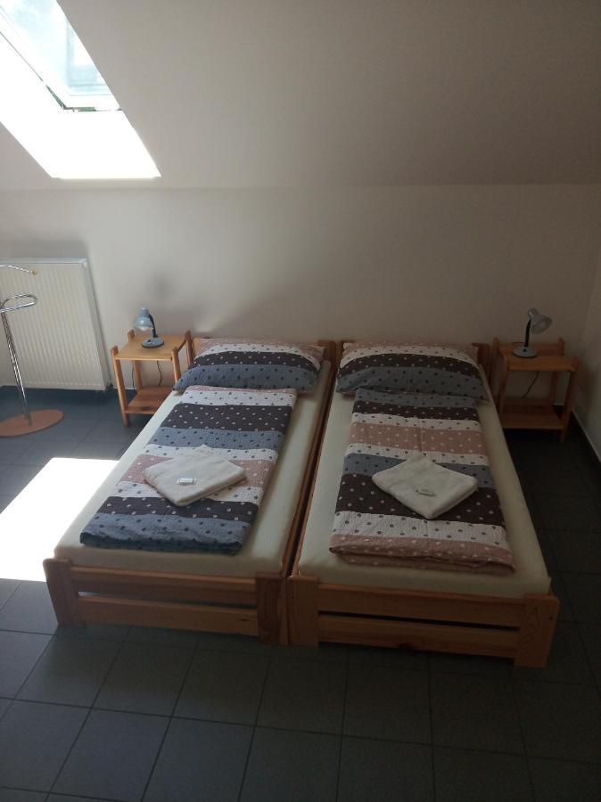 Penzion Na Podlesí ve Zlaté Koruně Zlatá Koruna Exterior foto